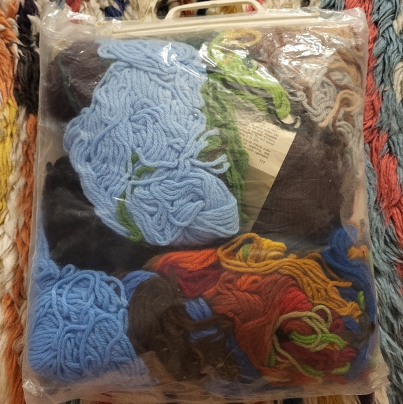 Vintage, Columbia-Minerva Designer Needlepoint - Picture 4 of 4